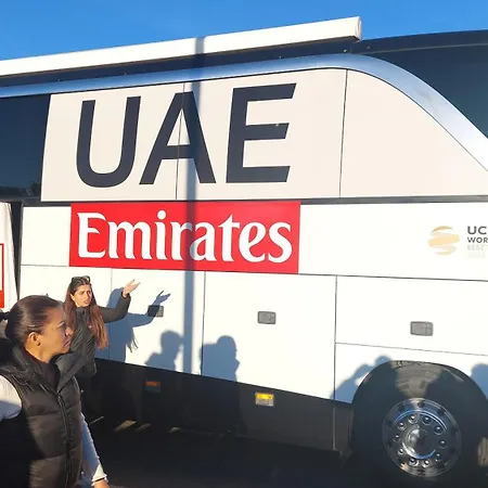 Lyesblb Hotel apartamentowy 4*