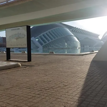 Ξενοδοχείο με διαμερίσματα Lyesblb 4*