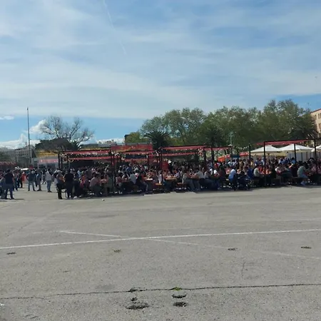 아파트호텔 Lyesblb 4*