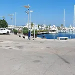 Lyesblb מלון דירות 4*